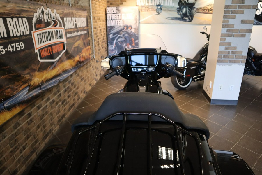 2026 Street Glide 3 Limited (FLHLT)
