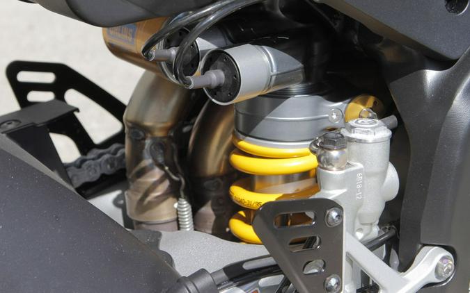 2027 Aprilia Tuono V4 Factory 1100