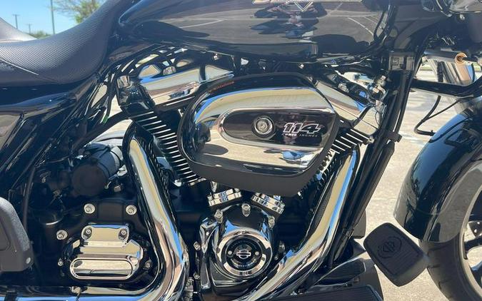 2023 Harley-Davidson® FLTRT - Road Glide® 3