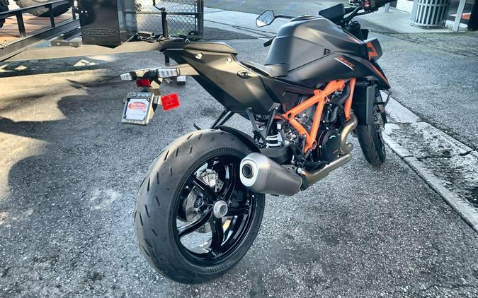 2026 KTM 1390 SUPER DUKE R EVO