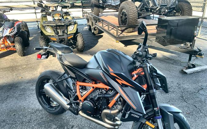 2026 KTM 1390 SUPER DUKE R EVO