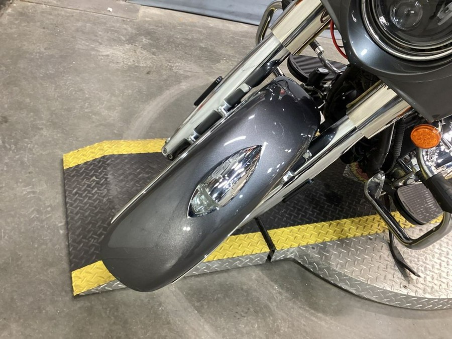 2018 Indian Motorcycle® Chief® ABS Steel Gray