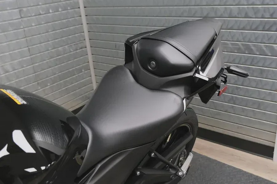 2026 YAMAHA YZFR3 ABS