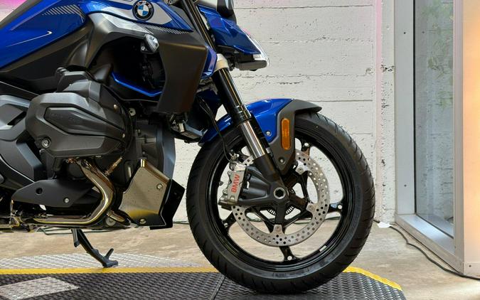 2026 BMW R 1300 R