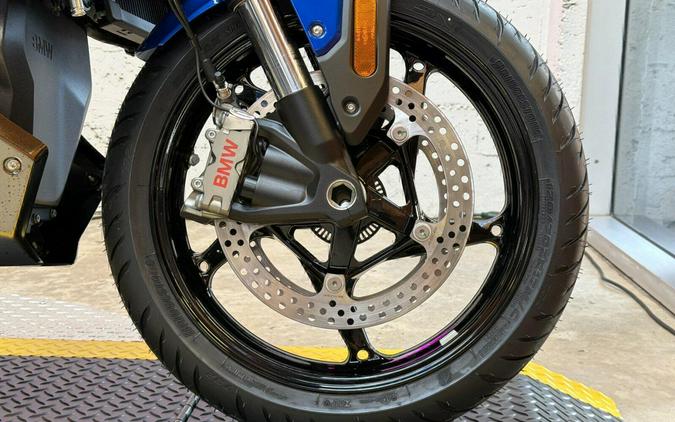 2026 BMW R 1300 R