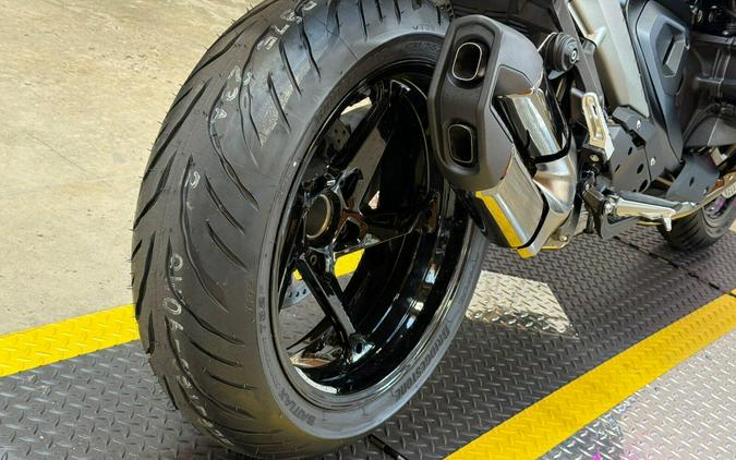 2026 BMW R 1300 R