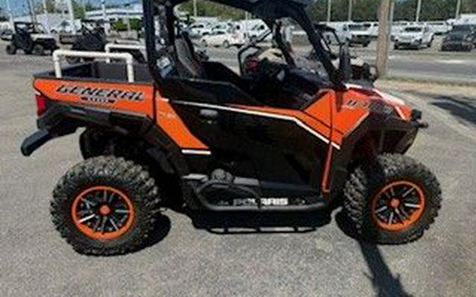 2016 Polaris GENERAL 1000 EPS DELUXE