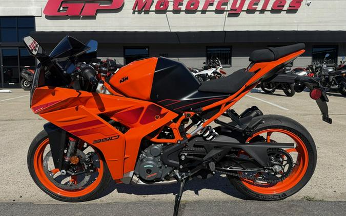 2024 KTM RC 390