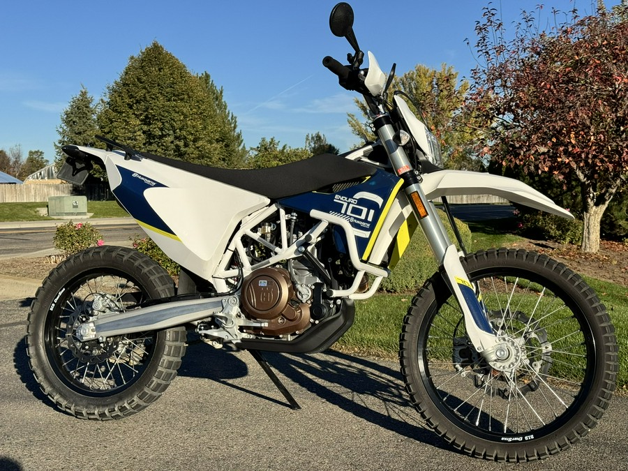 2016 Husqvarna Motorcycles 701 Enduro