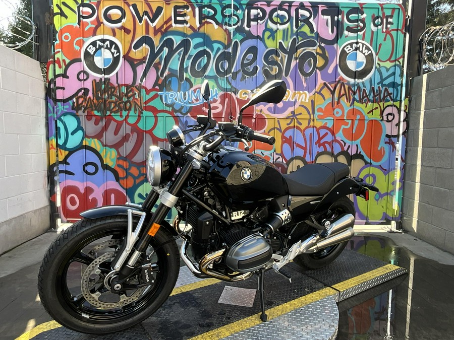 2025 BMW R 12