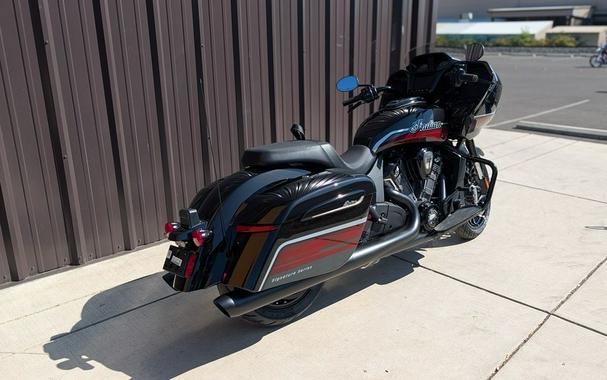 2026 Indian Motorcycle® Challenger Dark Horse Signature Series Abyss Metallic / Red Allert