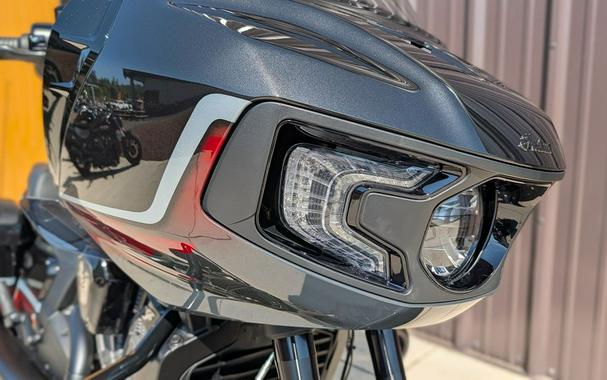 2026 Indian Motorcycle® Challenger Dark Horse Signature Series Abyss Metallic / Red Allert