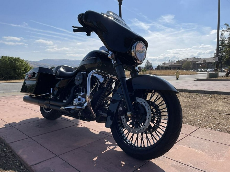 2013 Harley-Davidson® FLHX - Street Glide®