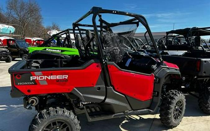 2025 Honda Pioneer 1000 Deluxe