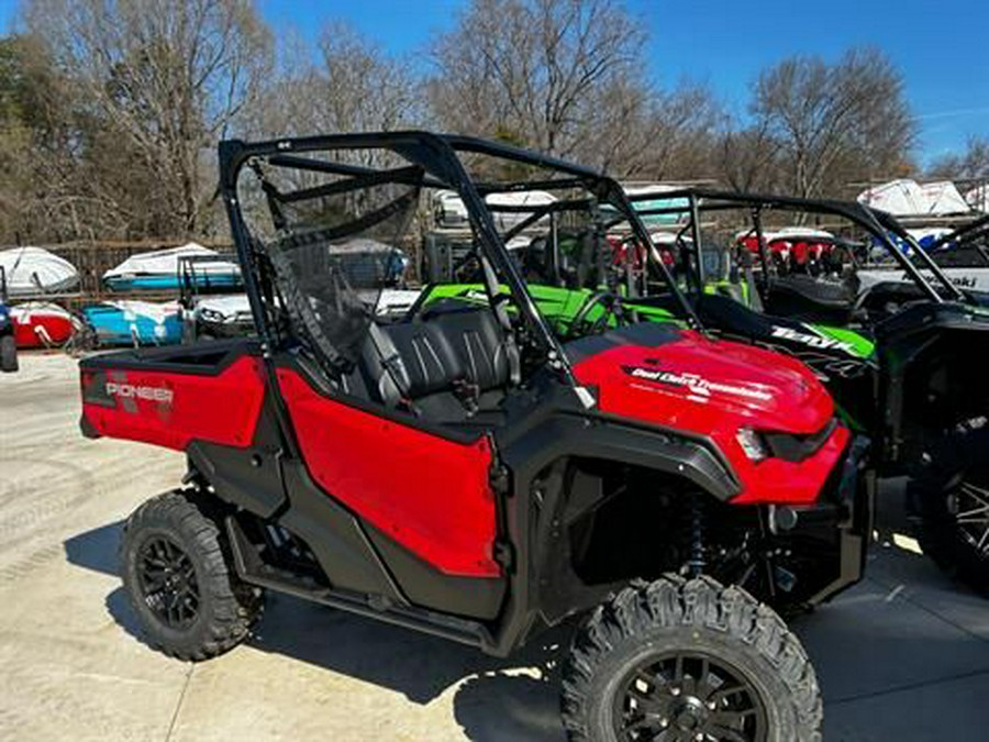 2025 Honda Pioneer 1000 Deluxe