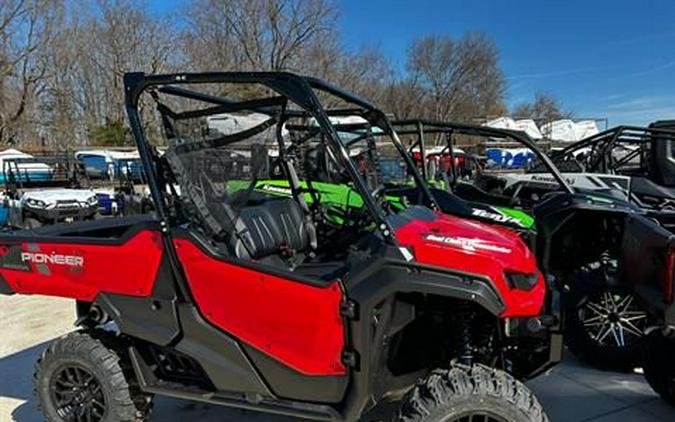 2025 Honda Pioneer 1000 Deluxe