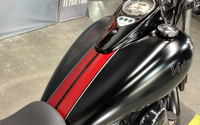2011 Kawasaki Vulcan® 900 Custom SE