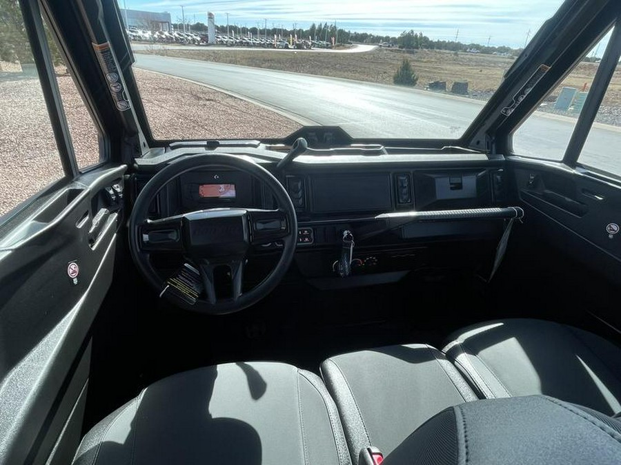 2026 Can-Am® Defender MAX XT CAB HD11