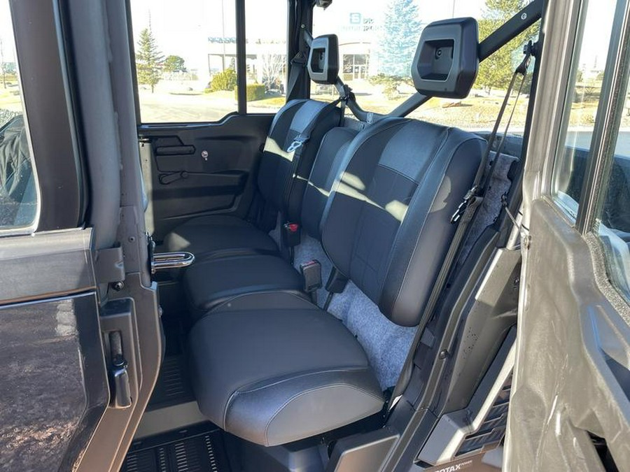 2026 Can-Am® Defender MAX XT CAB HD11