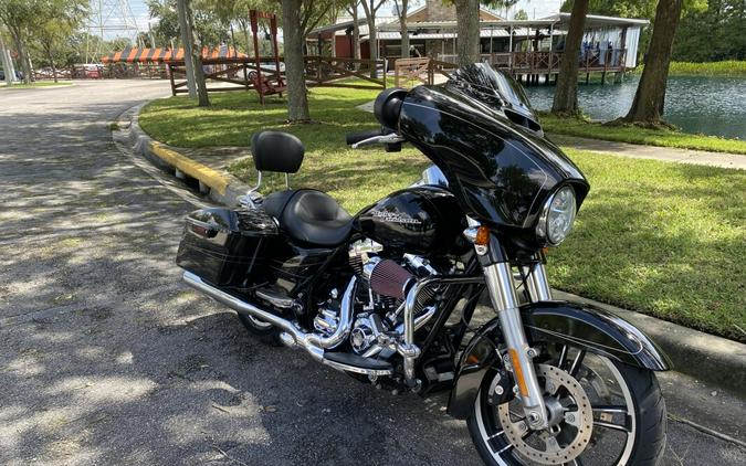 2016 Harley-Davidson Street Glide Special