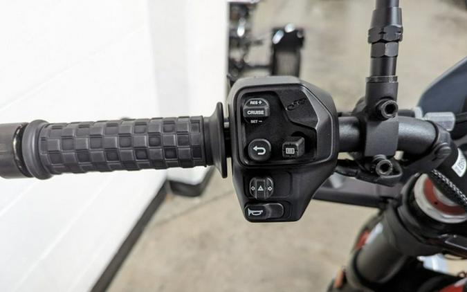 2024 Indian FTR Sport Storm Gray/Red