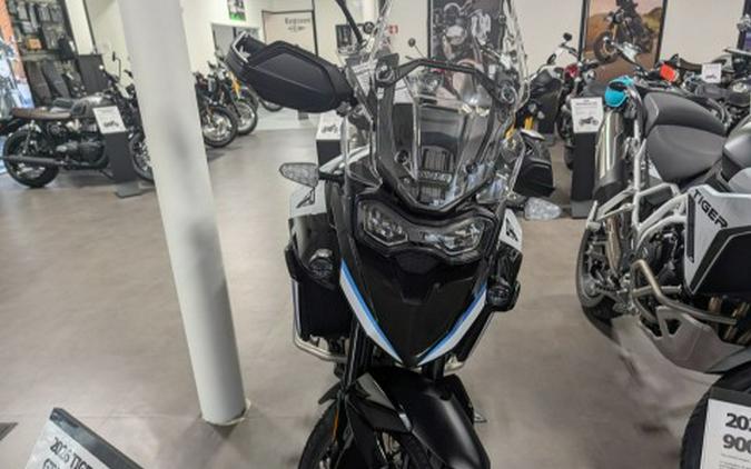 2026 Triumph Tiger 900 Alpine Edition