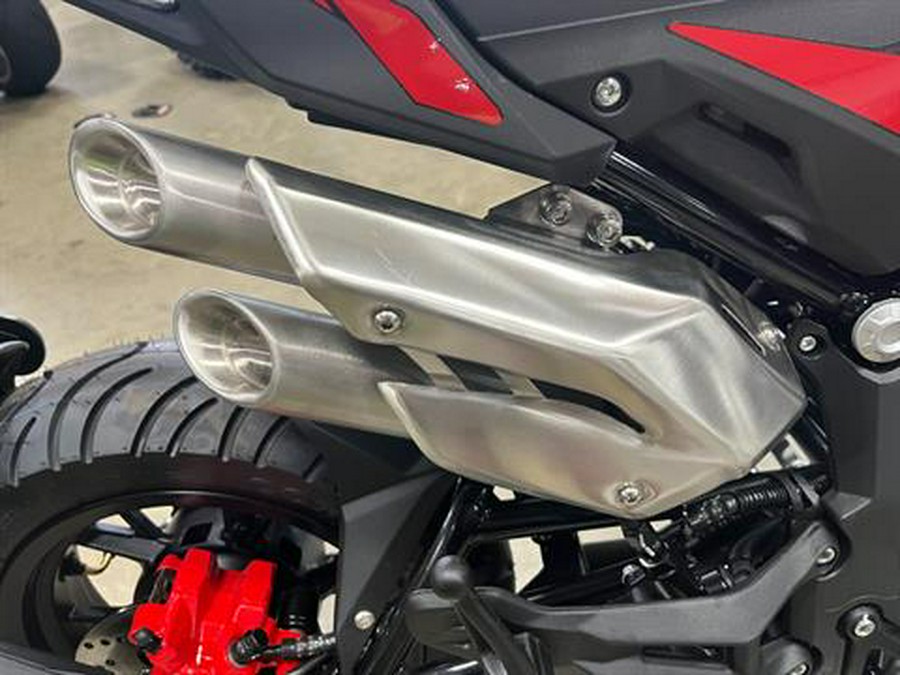 2023 Benelli TNT135