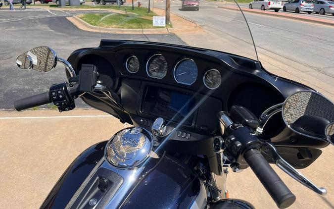 FLHTCUTG 2019 Tri Glide® Ultra