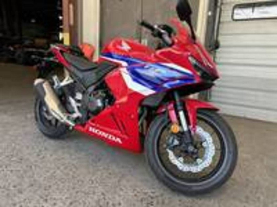 2025 Honda® CBR500R