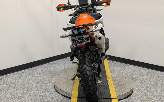2026 KTM Adventure 890 R