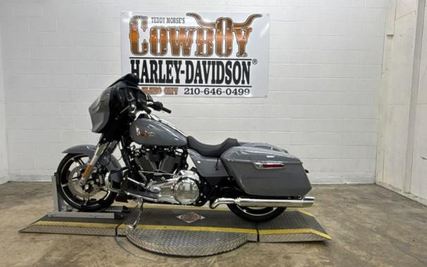2026 Harley-Davidson FLHX - Street Glide