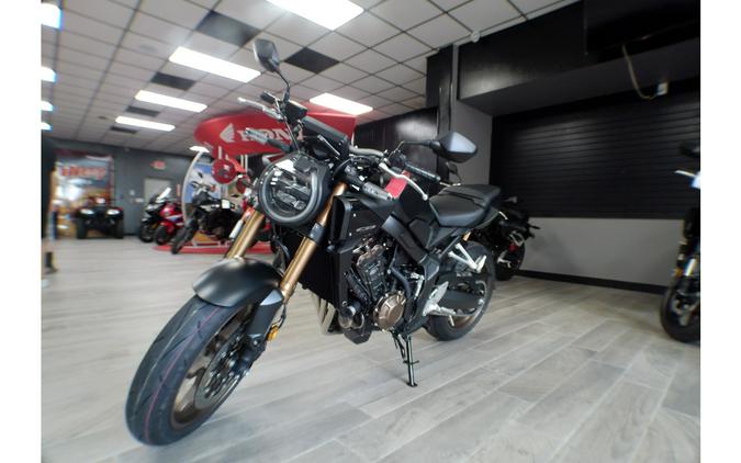 2026 CB650R - Honda