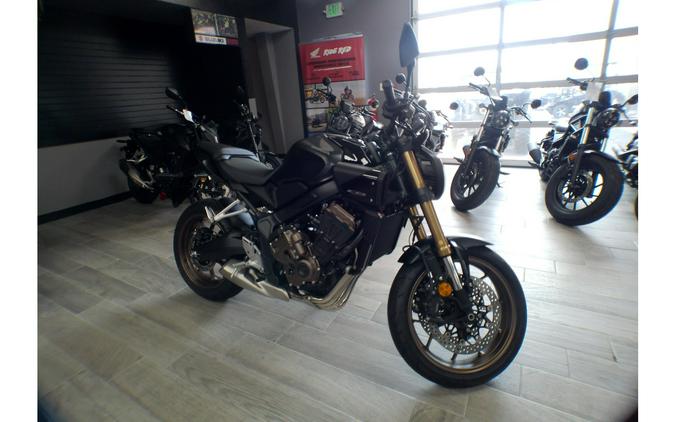 2026 CB650R - Honda