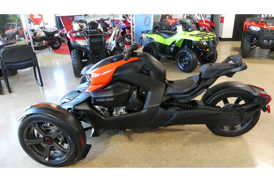 2021 Can-Am RYKER 900 ACE