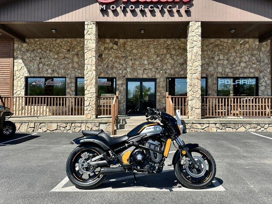 2022 Kawasaki Vulcan® S Cafe