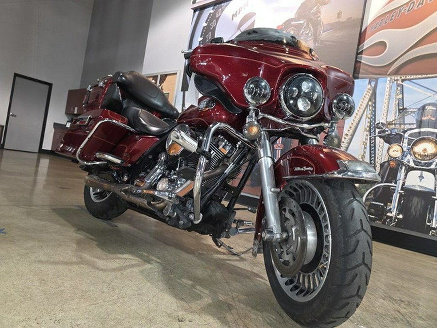 2010 Harley-Davidson FLHTCU - Ultra Classic Electra Glide