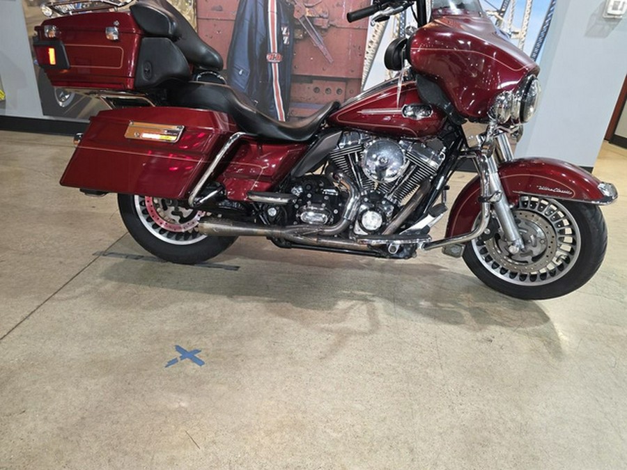 2010 Harley-Davidson FLHTCU - Ultra Classic Electra Glide