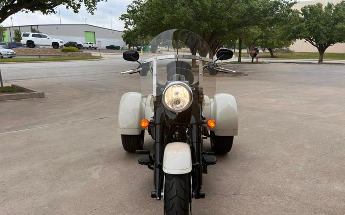 2023 Harley-Davidson® Freewheeler® White Sand Pearl Black Finish