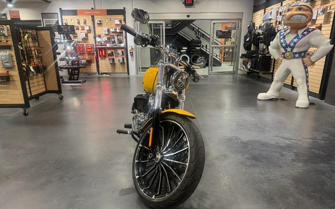 2025 Harley-Davidson Softail FXBR - Breakout
