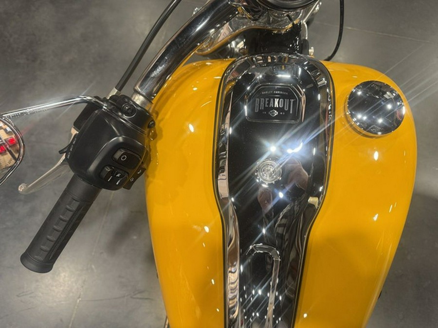 2025 Harley-Davidson Softail FXBR - Breakout