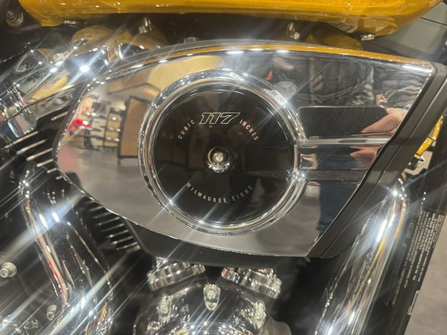 2025 Harley-Davidson Softail FXBR - Breakout