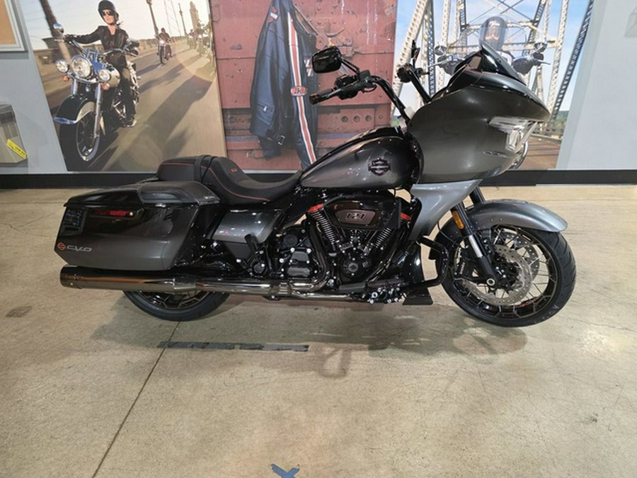 2025 Harley-Davidson FLTRXSE - CVO Road Glide