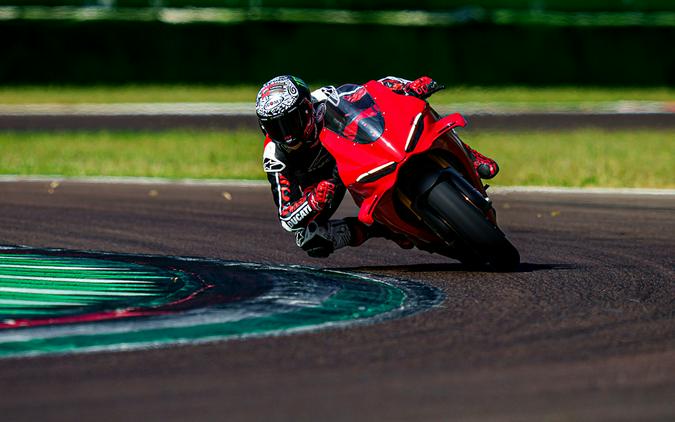 2025 Ducati Panigale V4 S