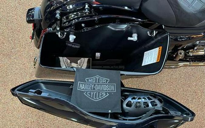 2022 Harley-Davidson CVO™ Street Glide®