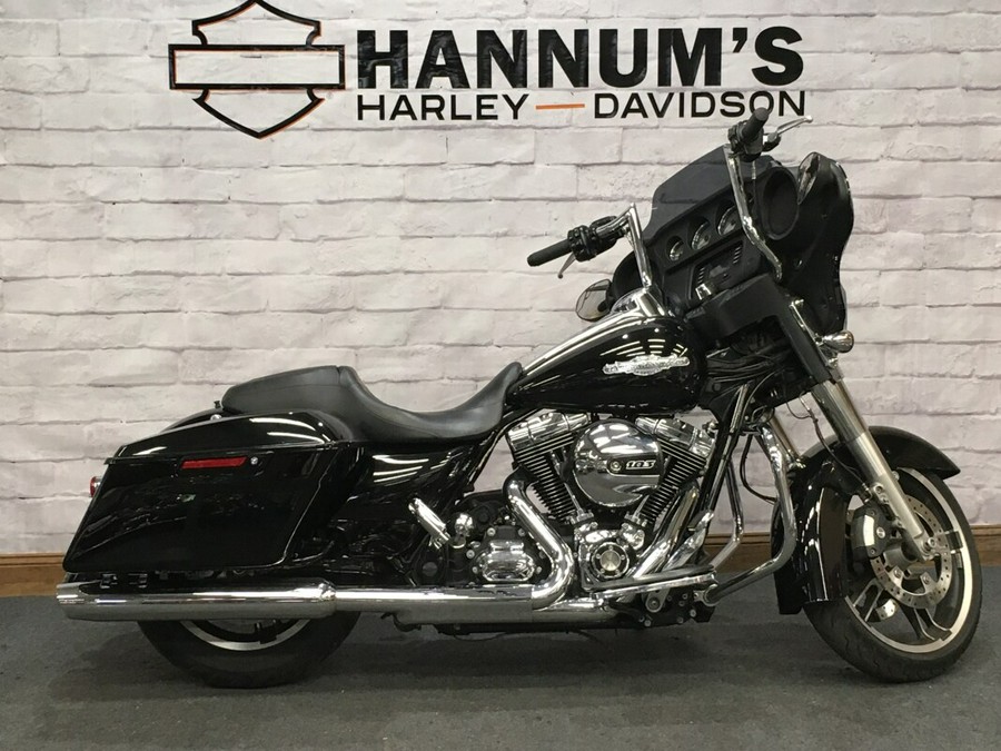 2014 Harley-Davidson Street Glide Black FLHX