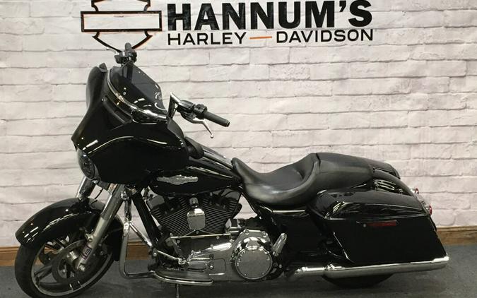 2014 Harley-Davidson Street Glide Black FLHX