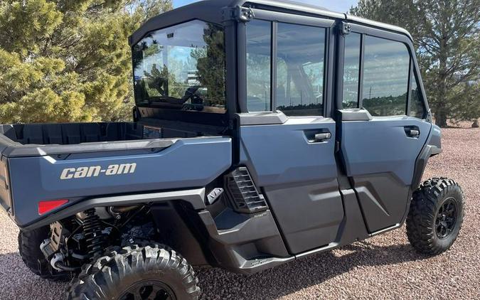 2026 Can-Am® Defender MAX XT CAB HD11 With 10.25 in.display