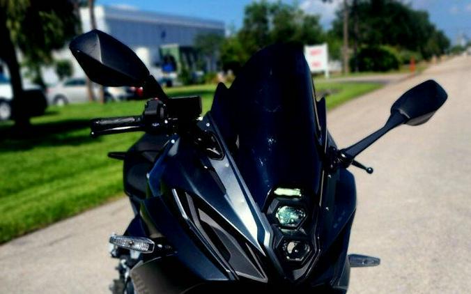 2025 Suzuki GSX-8R
