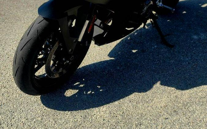 2025 Suzuki GSX-8R