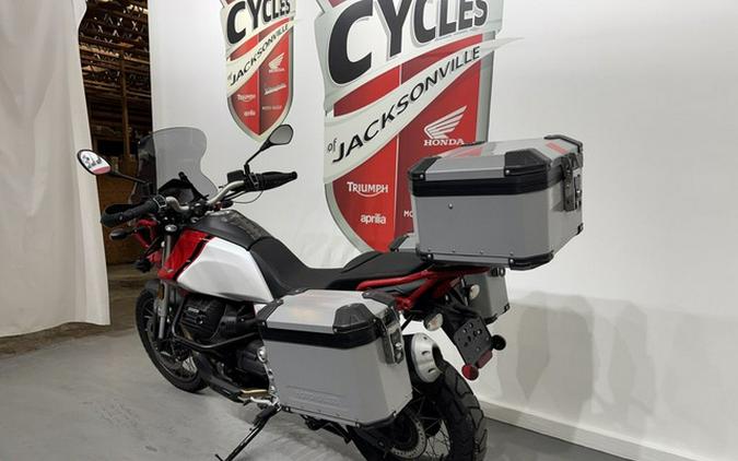 2022 Moto Guzzi V85 TT Evocative Graphics 850 Travel